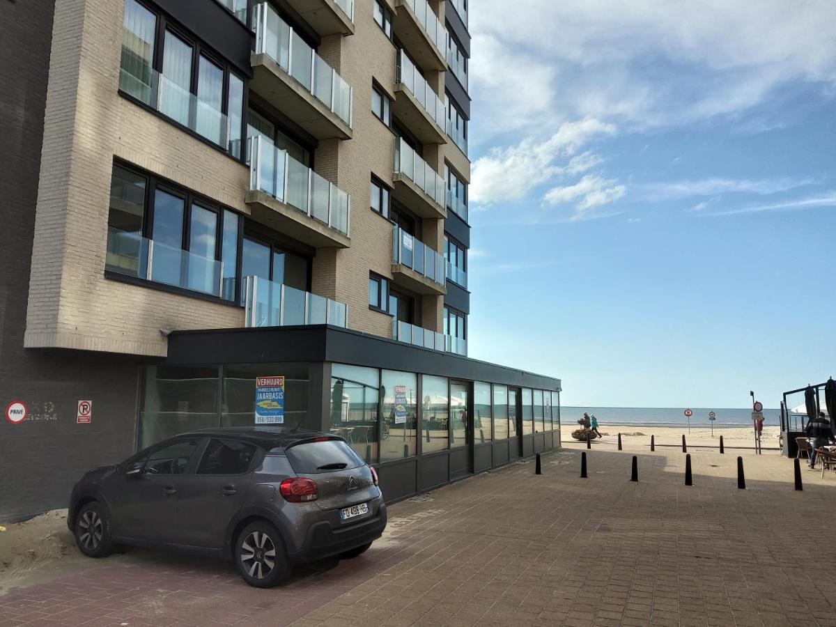 Koksijde Zeedijk La Digue 102 Appartement Met Garage - Lateraal Zeezicht エクステリア 写真