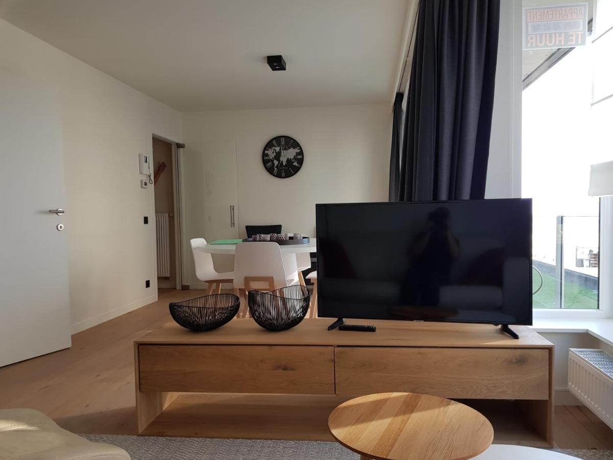 Koksijde Zeedijk La Digue 102 Appartement Met Garage - Lateraal Zeezicht エクステリア 写真